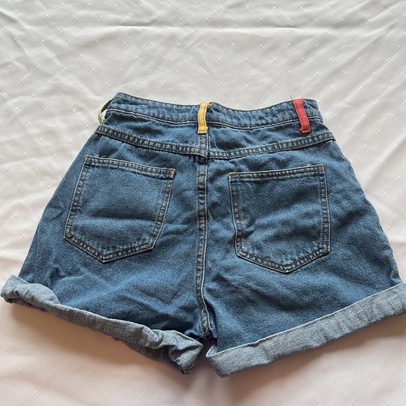 Princess Polly Briella Colourblock Shorts - Picture 3 of 5